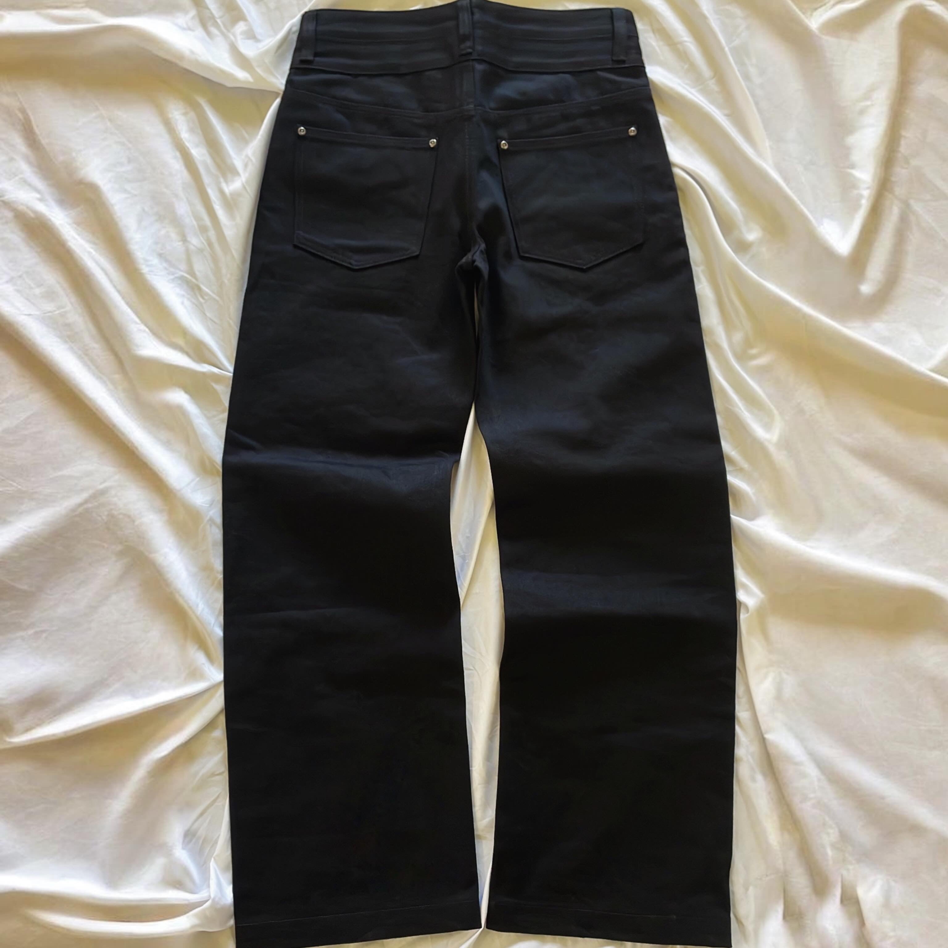 Omen - Black