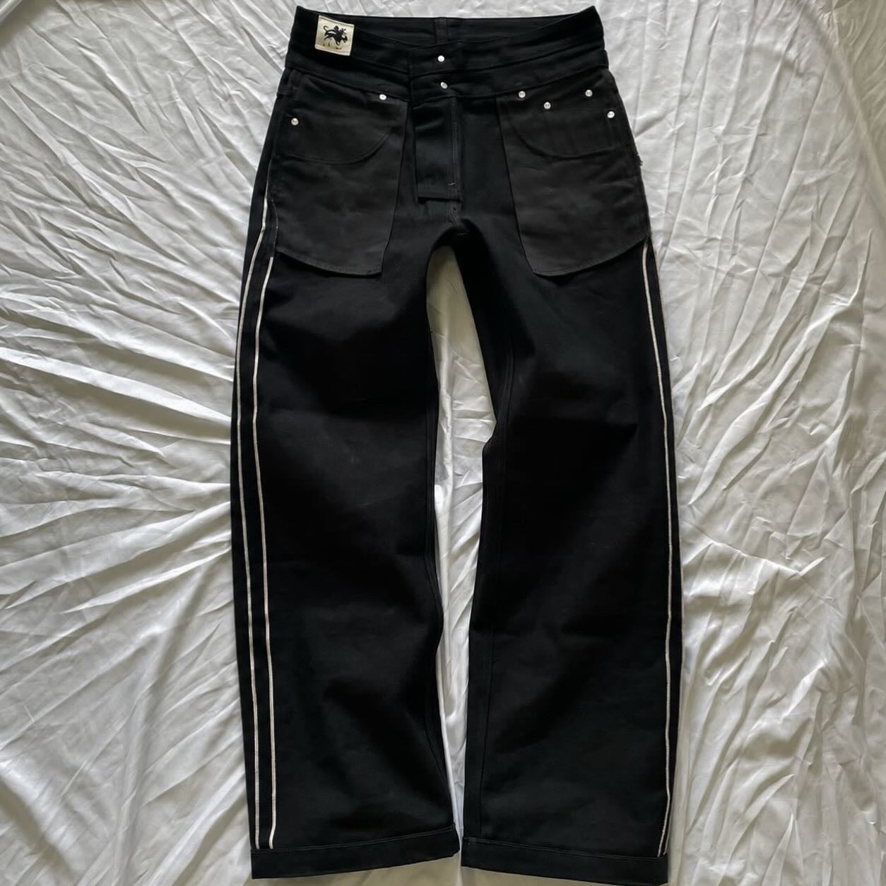 Omen - Black